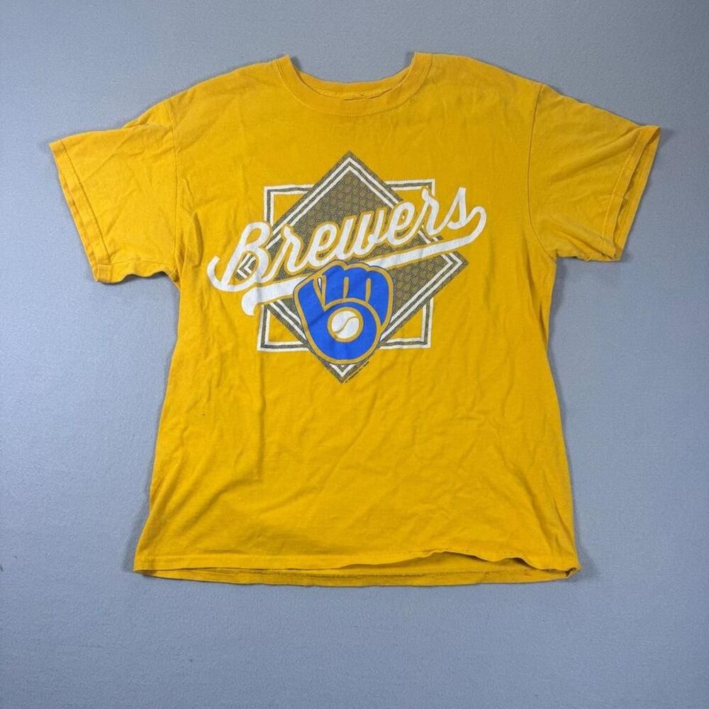 Mlb Men's Yellow and Gold T-shirt